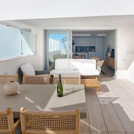 Apartment Luxury New Boho Style In Pueblo! *